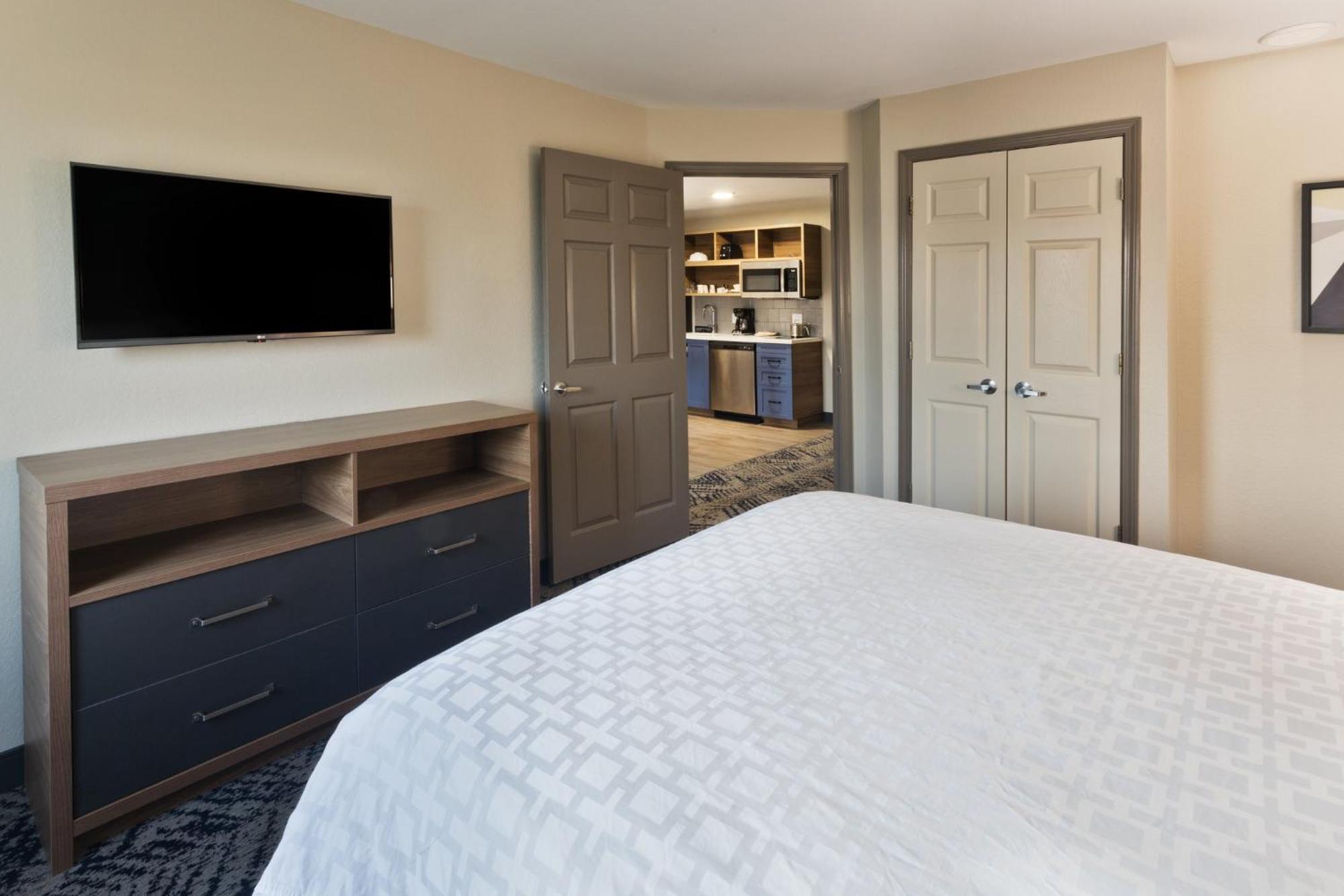 Candlewood Suites Eastchase Park By Ihg Montgomery Exterior foto